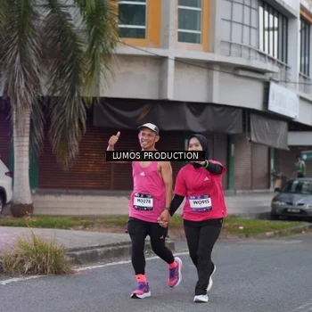 Runner Photo 7992300