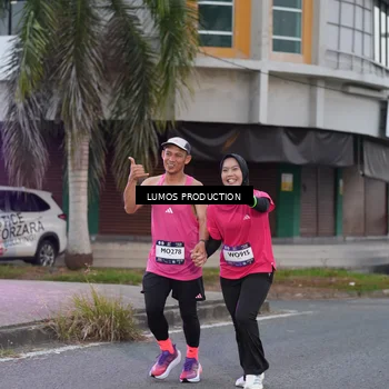 Runner Photo 7992313
