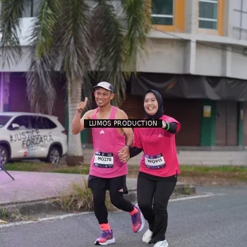 Runner Photo 7992324