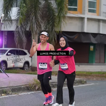 Runner Photo 7992327