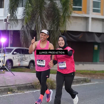 Runner Photo 7992328