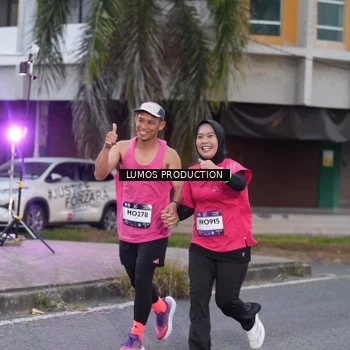 Runner Photo 7992330