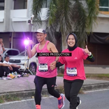 Runner Photo 7992338