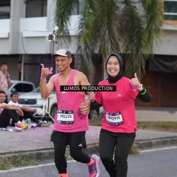 Runner Photo 7992345