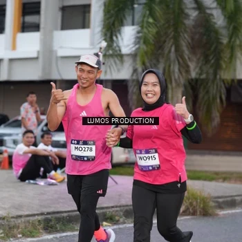 Runner Photo 7992348