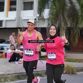 Runner Photo 7992350