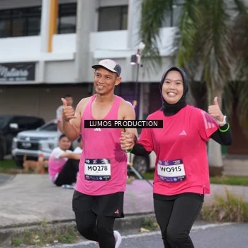 Runner Photo 7992351