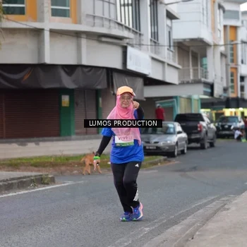 Runner Photo 7992364