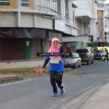 Runner Photo 7992366