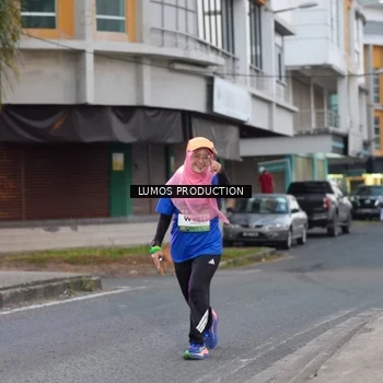 Runner Photo 7992370
