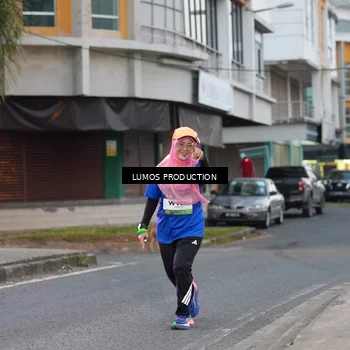 Runner Photo 7992374