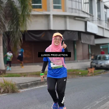 Runner Photo 7992398