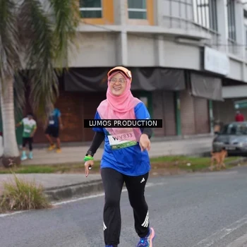 Runner Photo 7992400