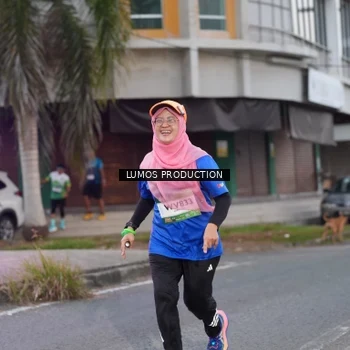 Runner Photo 7992404