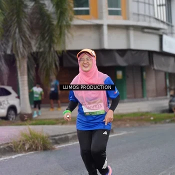 Runner Photo 7992410