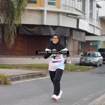 Runner Photo 7992423