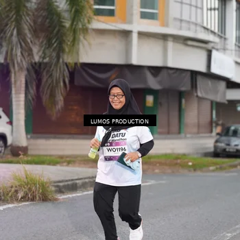Runner Photo 7992441
