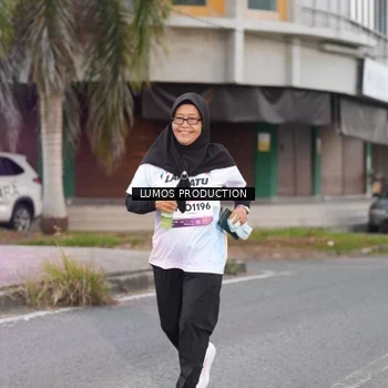 Runner Photo 7992445