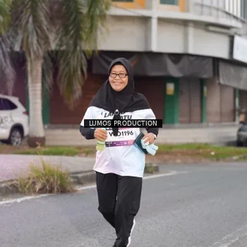 Runner Photo 7992446