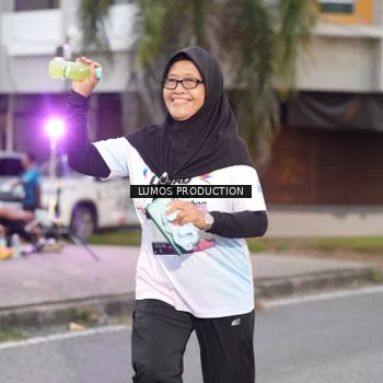 Runner Photo 7992475