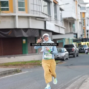 Runner Photo 7992489