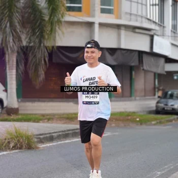 Runner Photo 7992529