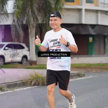 Runner Photo 7992546