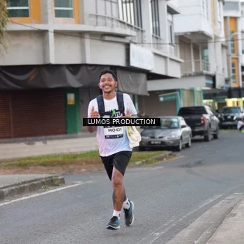 Runner Photo 7992560