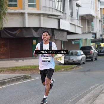 Runner Photo 7992566