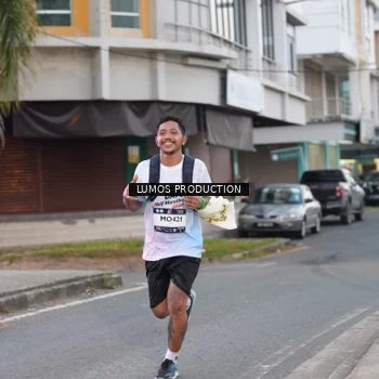 Runner Photo 7992569