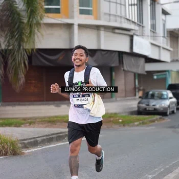 Runner Photo 7992575