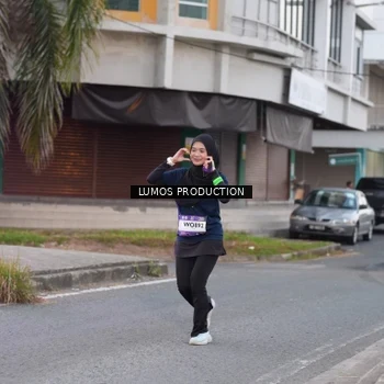 Runner Photo 7992600