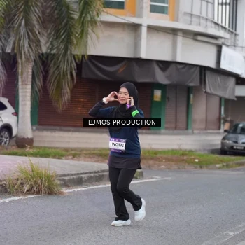 Runner Photo 7992610