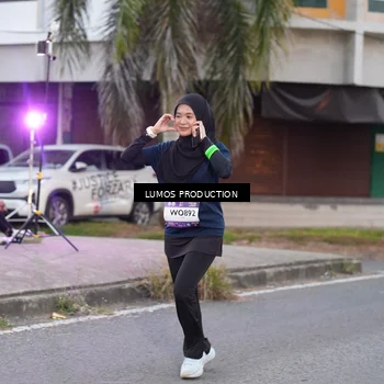 Runner Photo 7992635