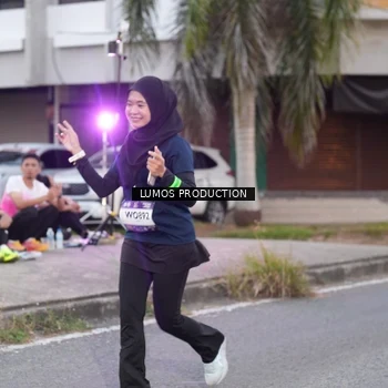 Runner Photo 7992652