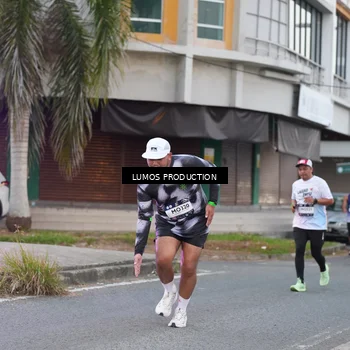 Runner Photo 7992654