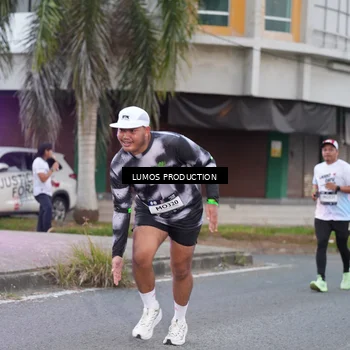 Runner Photo 7992681