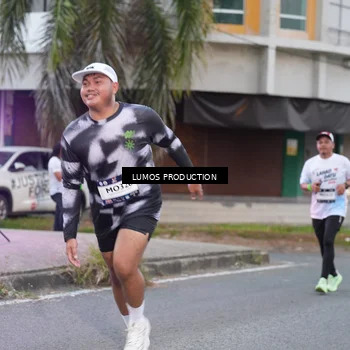 Runner Photo 7992682
