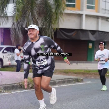 Runner Photo 7992686