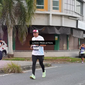 Runner Photo 7992689