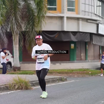 Runner Photo 7992692