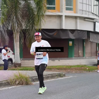 Runner Photo 7992698