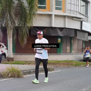 Runner Photo 7992700