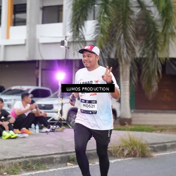 Runner Photo 7992702