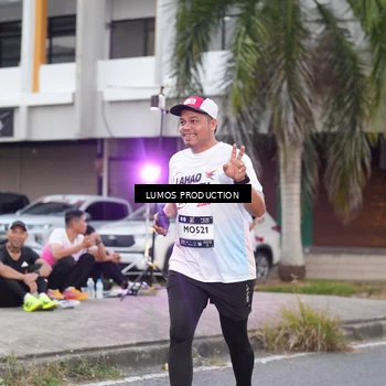 Runner Photo 7992710