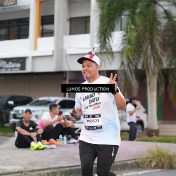 Runner Photo 7992711