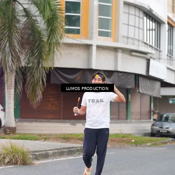 Runner Photo 7992715