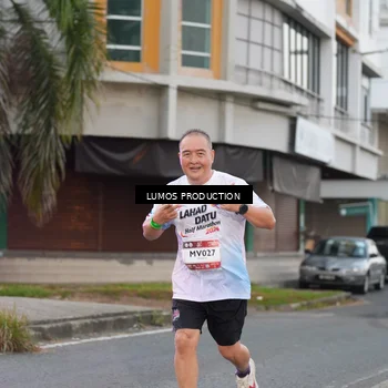 Runner Photo 7992738