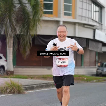 Runner Photo 7992744