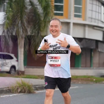 Runner Photo 7992758